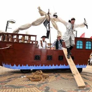 electrically powered pirate ship