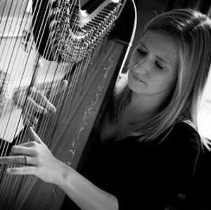 Harpist- classical, folk and popular