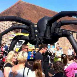 Giant Spider Puppet in a crowd